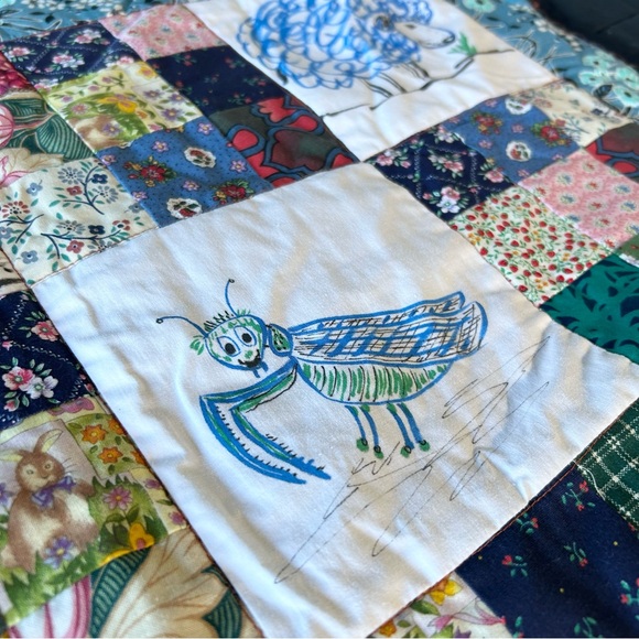 Handmade Baby Quilt with Original Hand-drawn Woodland/farm animals Art
#0911246 - Picture 11 of 13